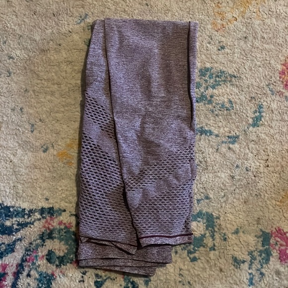 PINK Victoria's Secret Pants - Maroon seamless leggings size medium